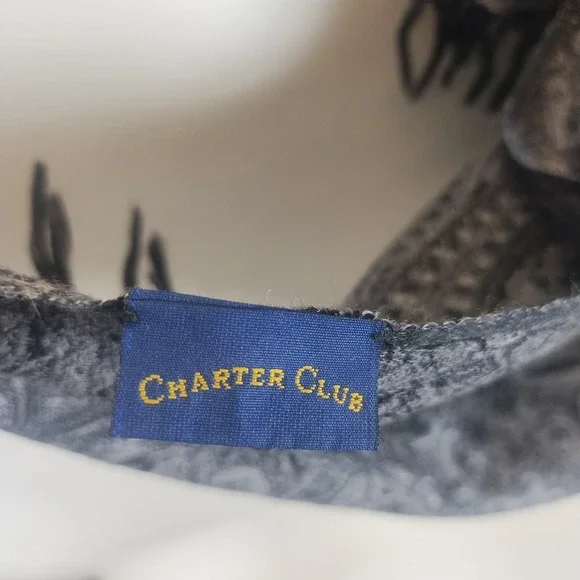 Charter Club Scarf Women's Gray Wool Paisley Floral Embroidery - Picture 7 of 8